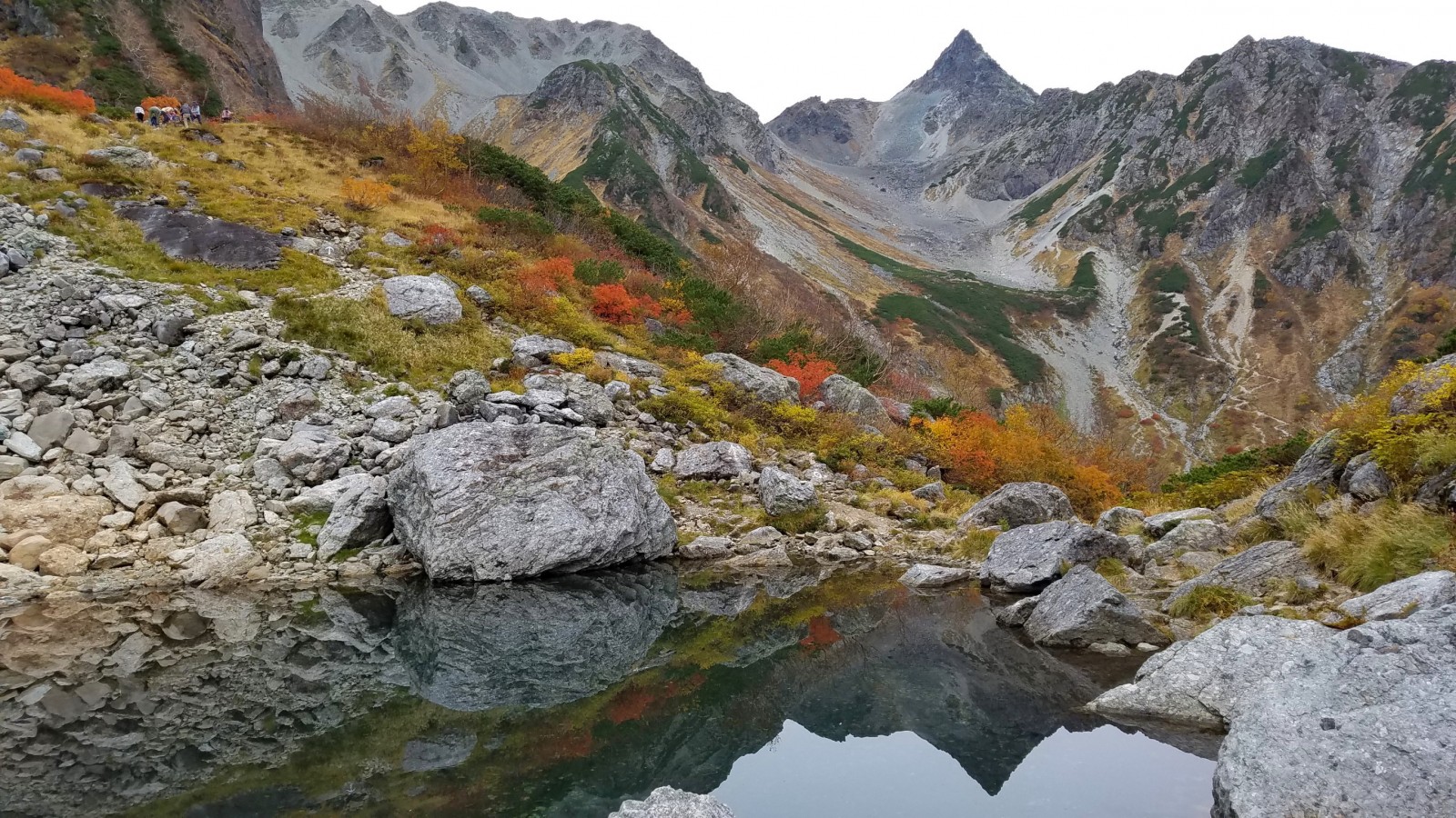 Solemn Ritual and Autumn Splendor – Japan Alps Kamikochi Official Website